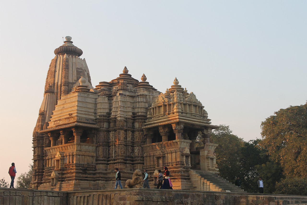 Madhya Pradesh Tourism - Top 25 Places to visit in Madhya Pradesh