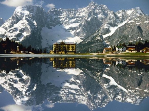 Delhi Manali Rohtang pass holiday package