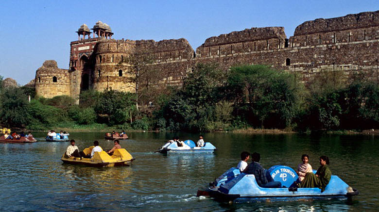 Purana Quila Baoli