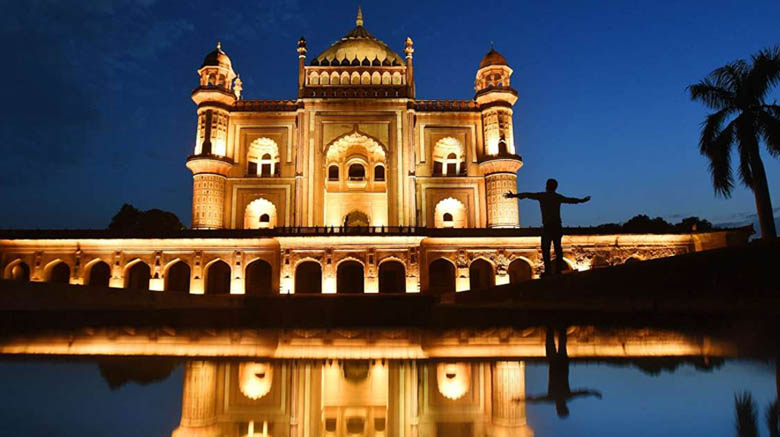 Safdarjung Tomb