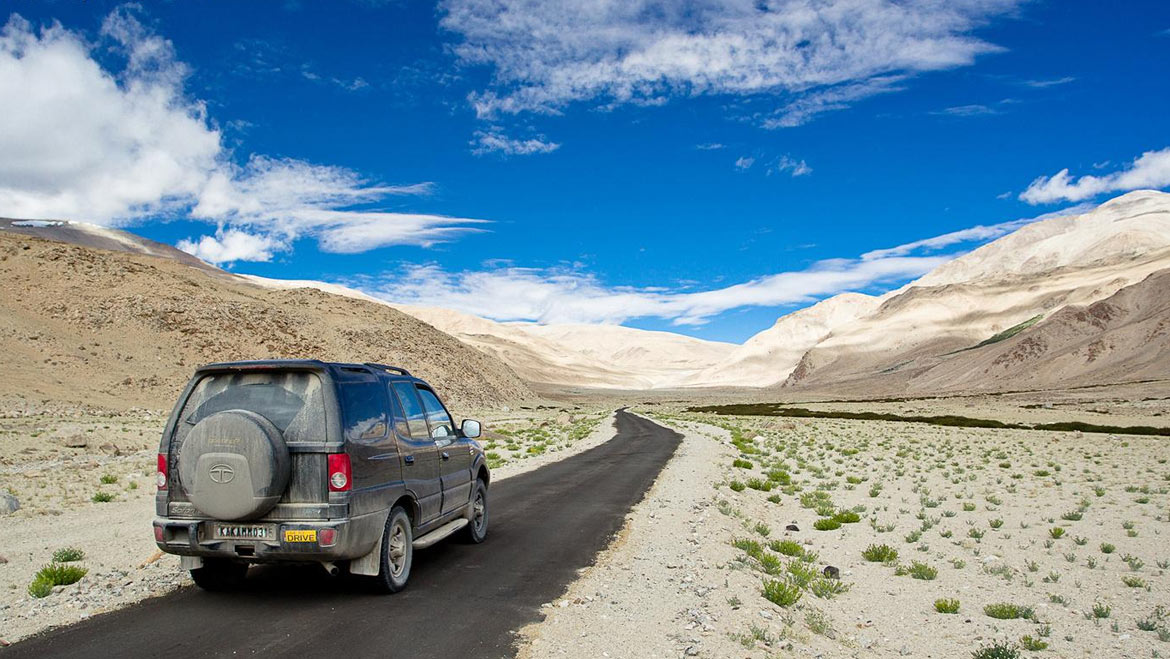 leh ladakh road trip package from delhi